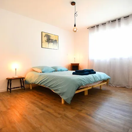 Appart « Loft » - 140m² - 3 Chambres דירה לה-רוש-סור-יון